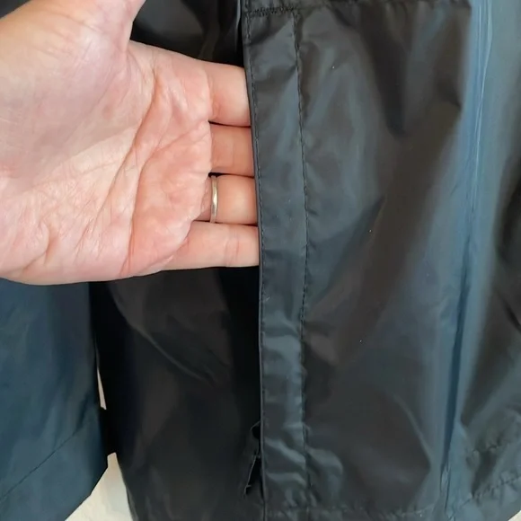 Columbia Women’s Jacket 1X Waterproof Zip Front Black Hooded Gorpcore Activewear - Picture 8 of 17